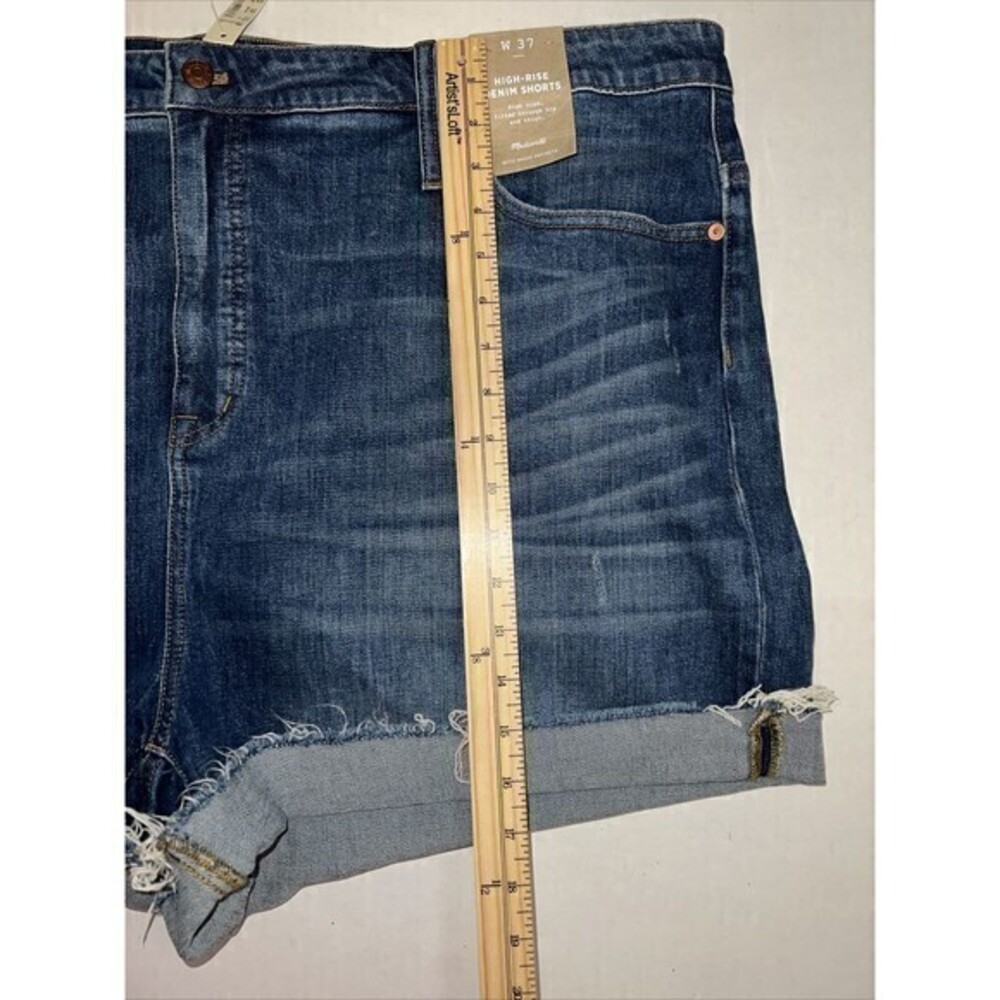 Madewell High Rise Denim Raw Hem Cuffed Shorts Size W37 NWT - Picture 4 of 7